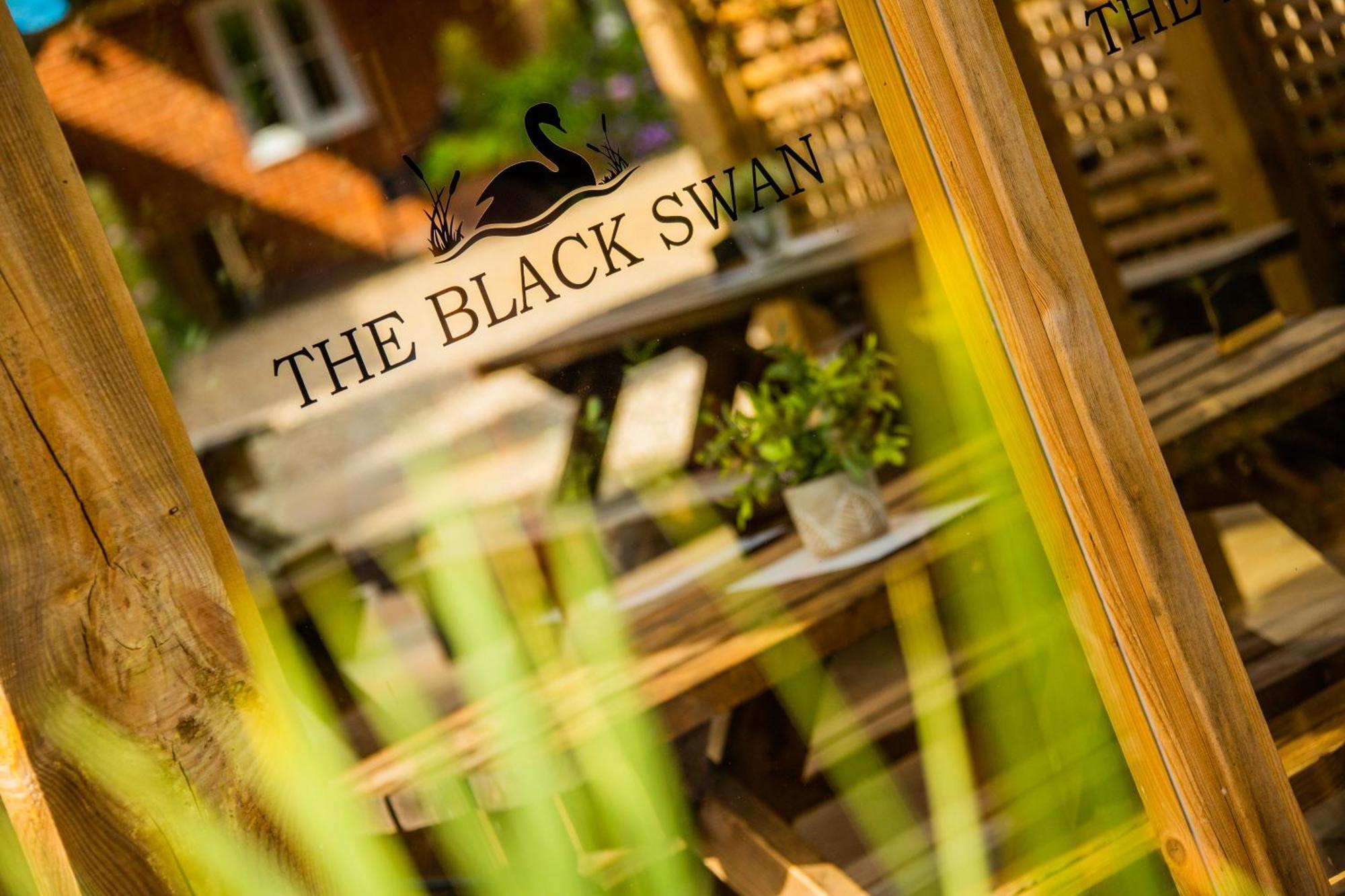 The Black Swan Inn 3*