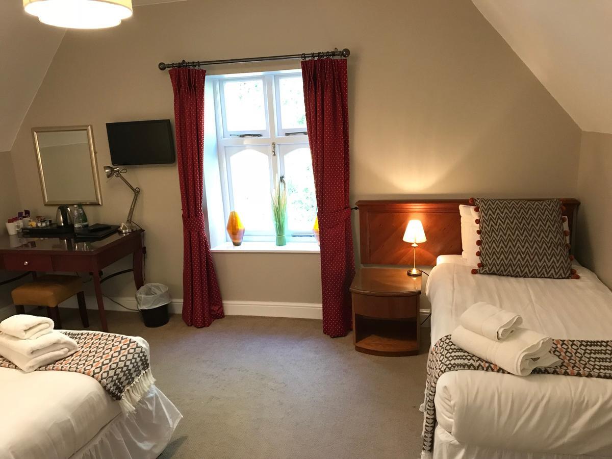 The Black Swan Inn Horsham St Faith